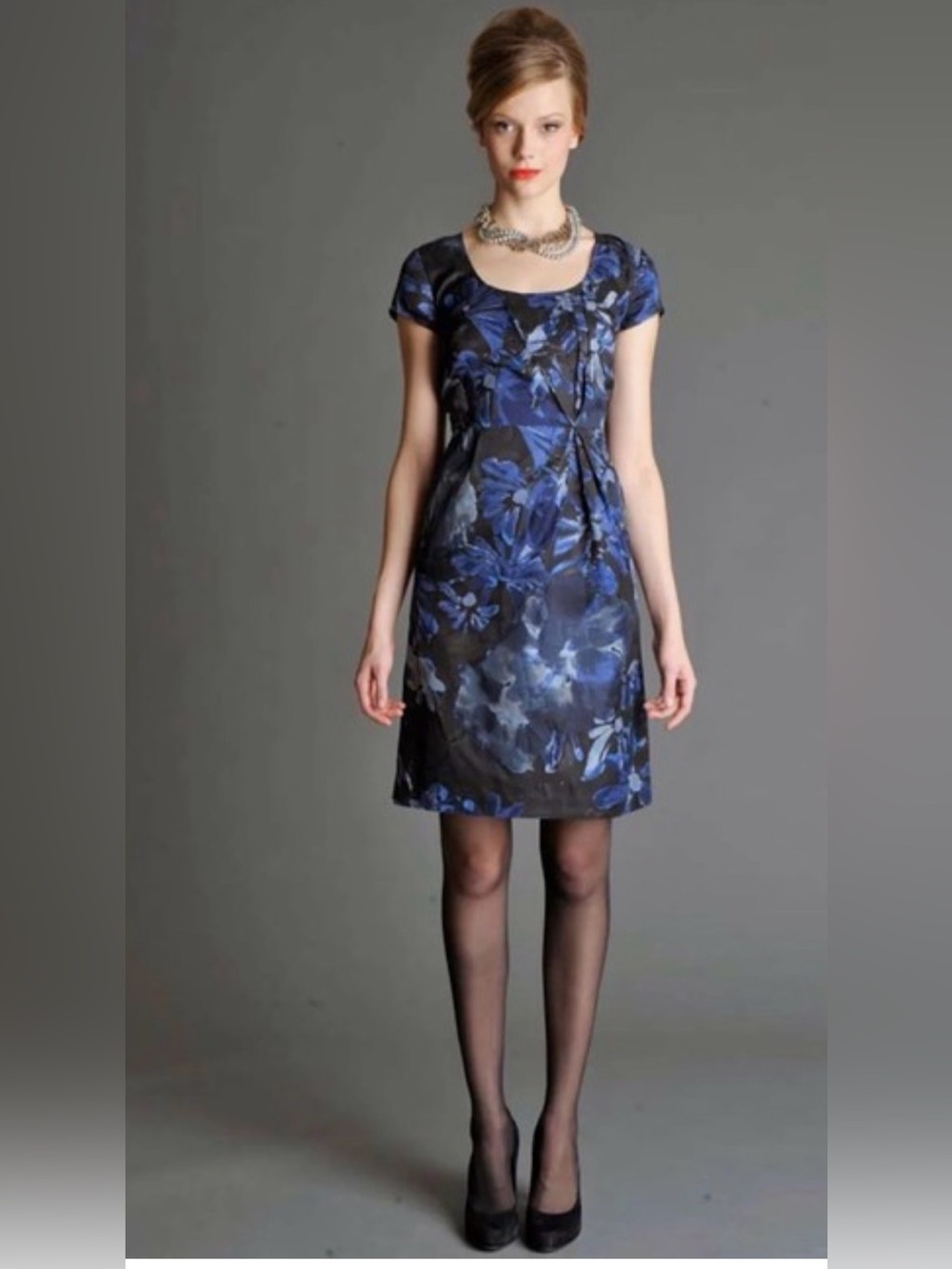 EUC black and navy floral Mad Men Banana Republic dress, sZ 2